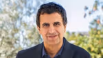 A headshot of Fernando Fernandez