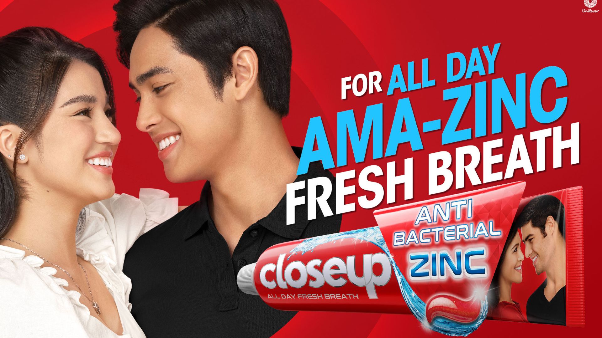 Closeup toothpaste Zinc 